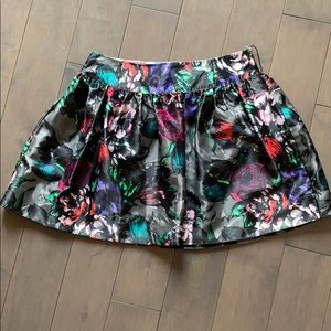 Candie’s Satin Floral Flared Mini Skirt US 0